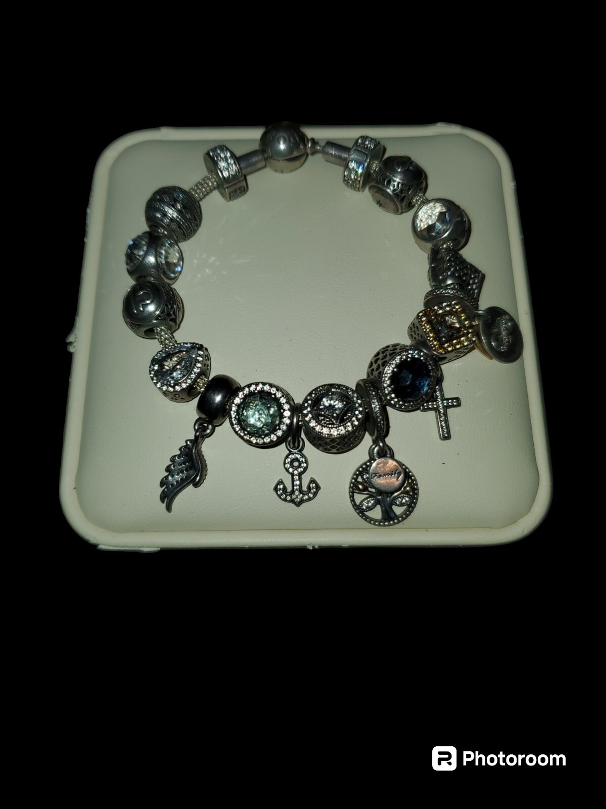 STUNNING AUTHENTIC PANDORA FULL CHARMED BRACELET STUNNING AUTHENTIC PANDORA FULL CHARMED BRACELET