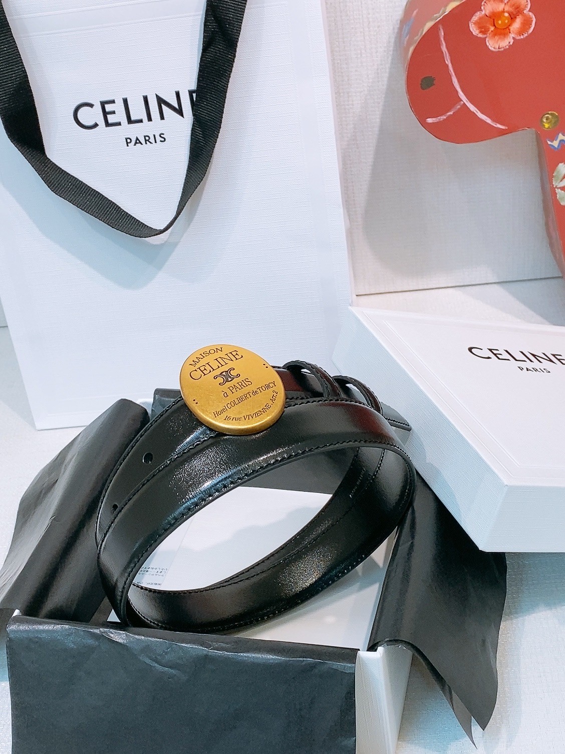 CELINE Black Leather Belt Gold Round Logo Buckle Men\'s Luxury With Box. CELINE Black Leather Belt Gold Round Logo Buckle Men\'s Luxury With Box.