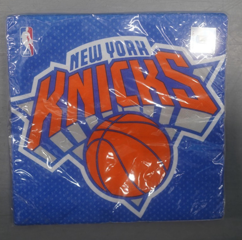 RARE OFFICIAL NEW YORK KNICKS NBA NAPKINS PACK OF 16 SEALED NEW RARE OFFICIAL NEW YORK KNICKS NBA NAPKINS PACK OF 16 SEALED NEW