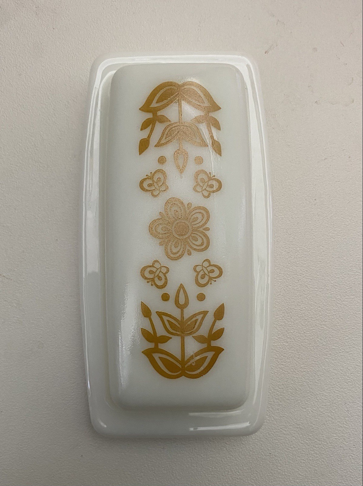 Vintage Pyrex Butterfly Gold Butter Dish Milk Glass Covered Dish - Flaw on decal Vintage Pyrex Butterfly Gold Butter Dish Milk Glass Covered Dish - Flaw on decal