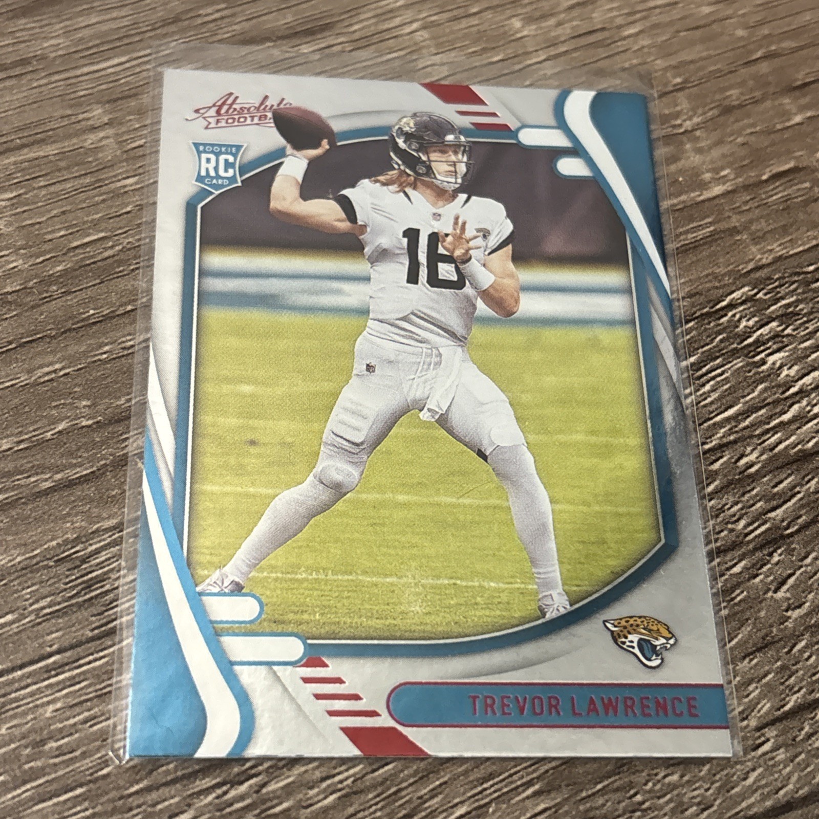 2021 Panini Absolute - Rookies Trevor Lawrence #101 Red (RC) 2021 Panini Absolute - Rookies Trevor Lawrence #101 Red (RC)