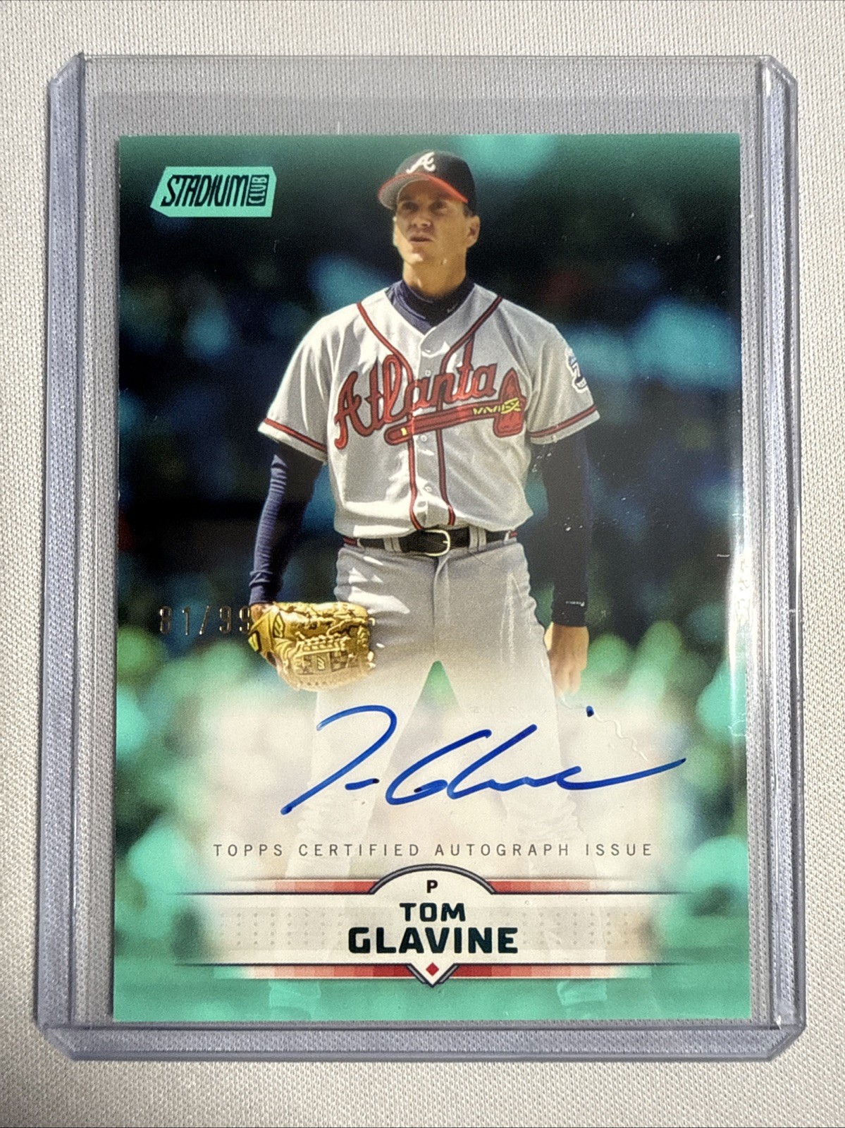 Topps Stadium Club 2025 Tom Glavine Turquoise Autograph /99 Braves SCBA-TGE Topps Stadium Club 2025 Tom Glavine Turquoise Autograph /99 Braves SCBA-TGE