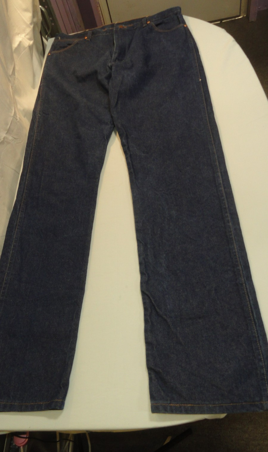 CLEAN EUC DESIGNER WRANGLER 13MWZ 100% COTTON DENIM BLUE JEANS PANTS 38 x 38
