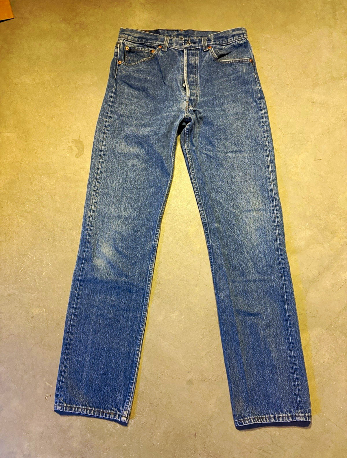 Vintage Levi’s 501  Made in the USA  90s 34x38 fits 30x32 Button Fly Jeans