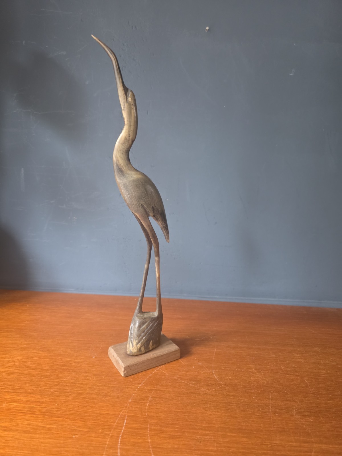 Vintage Hand Carved Horn Heron Crane Bird Sculpture Figure Ornament Wooden Base