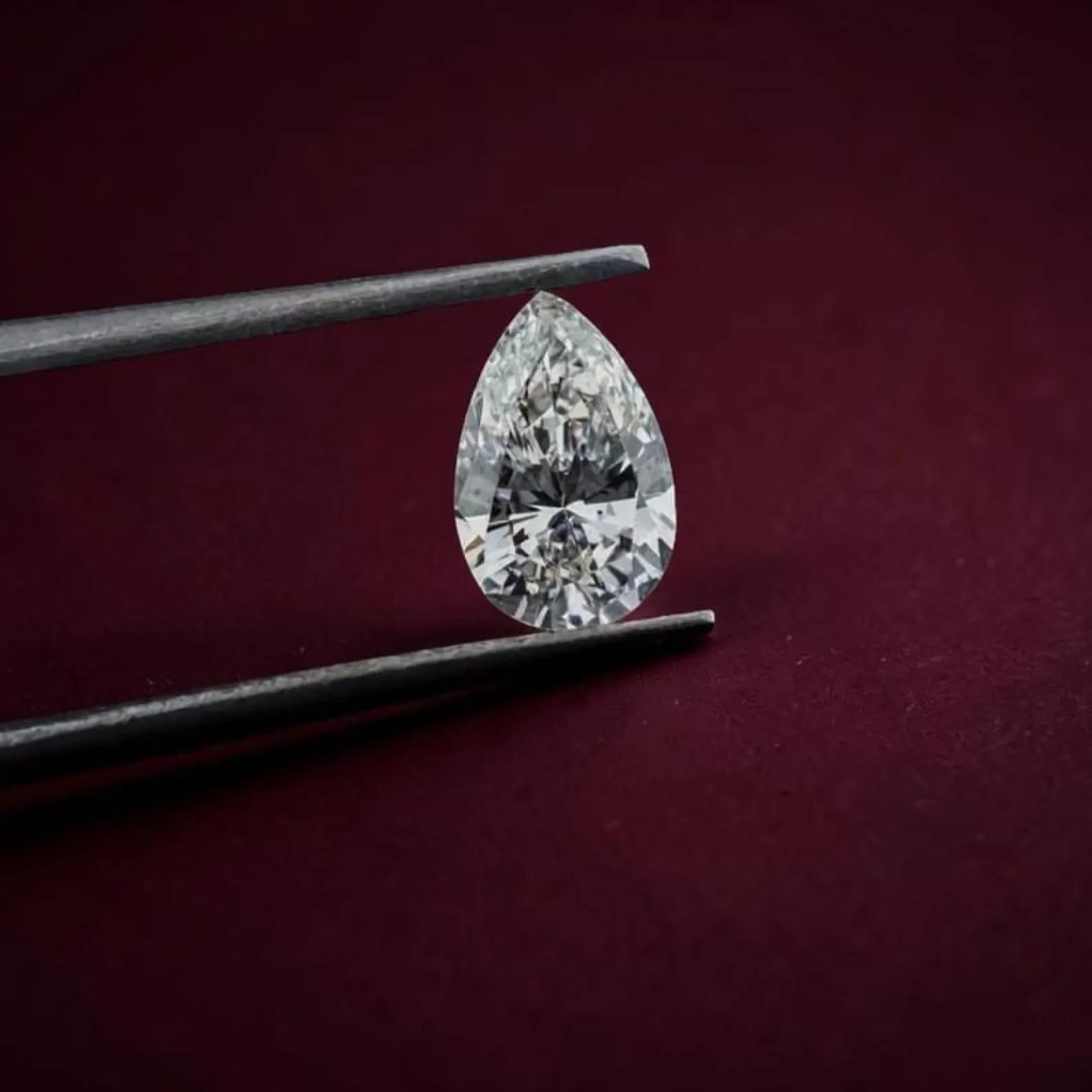 0.5 to 2.0 Ct Pear Cut IGI Certified Lab Grown CVD Diamond EF Color VS Clarity 0.5 to 2.0 Ct Pear Cut IGI Certified Lab Grown CVD Diamond EF Color VS Clarity