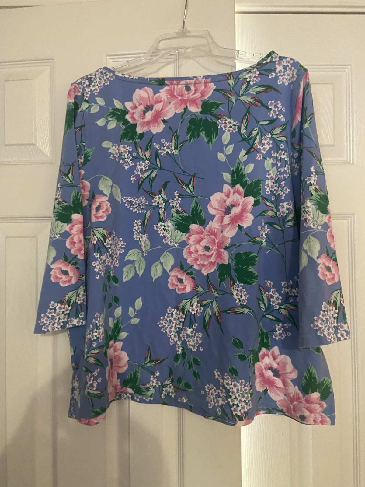 Talbots Plus Petite 3XP Blue Pink Floral Round Neck Knit 3/4 Sleeve Tee Talbots Plus Petite 3XP Blue Pink Floral Round Neck Knit 3/4 Sleeve Tee
