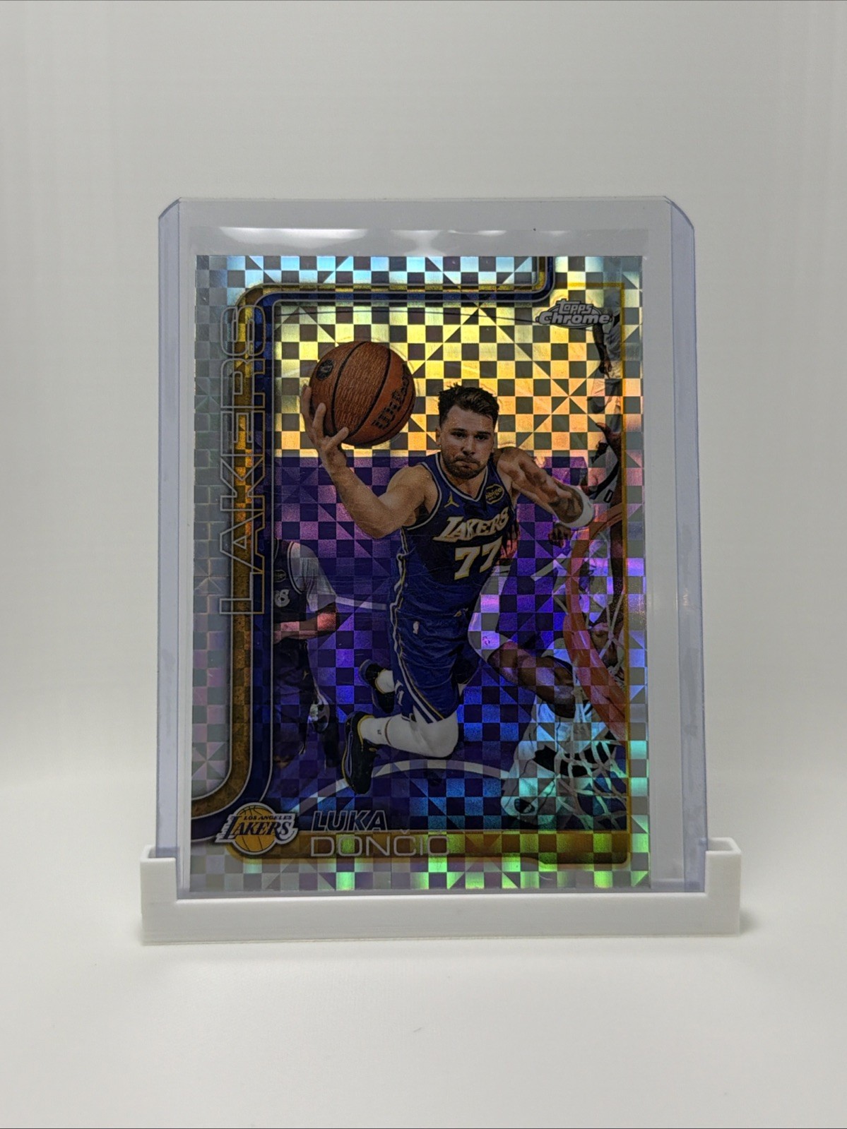 2025-26 Topps Chrome Update Series - Luka Dončić #2 X-Fractor 2025-26 Topps Chrome Update Series - Luka Dončić #2 X-Fractor