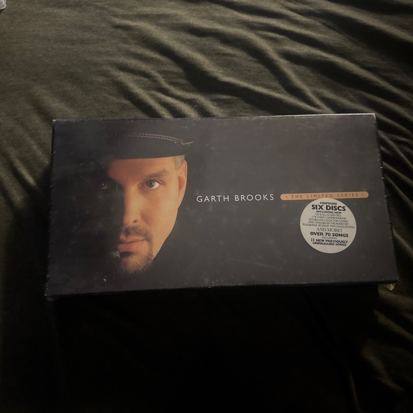 Garth Brooks The Limited Series Limited Edition 6 CD Box Set Sealed 2005 Garth Brooks The Limited Series Limited Edition 6 CD Box Set Sealed 2005
