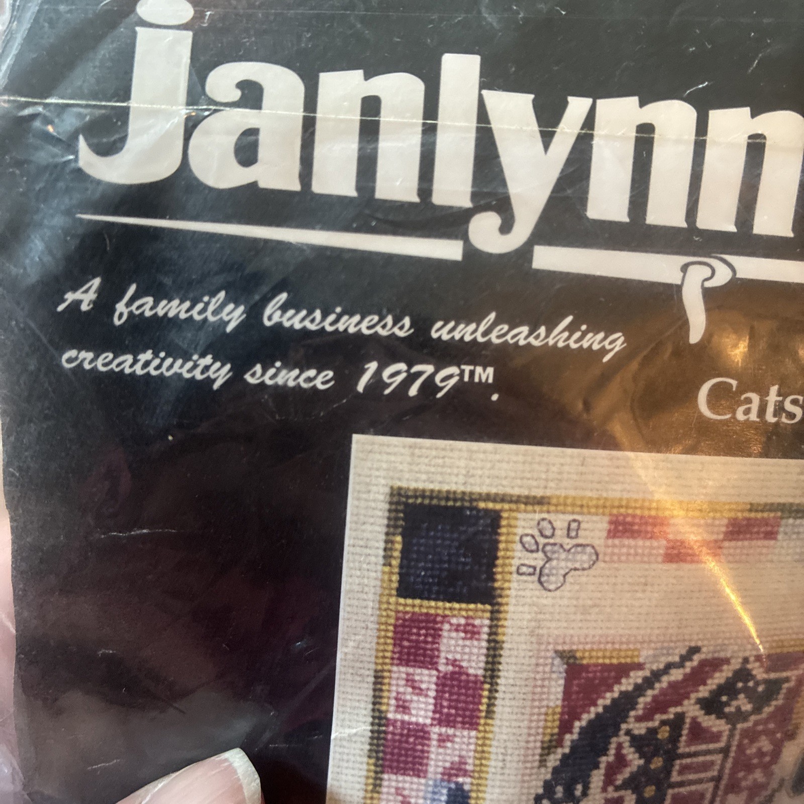 Janlynn Counted Cross Stitch Kit Cats Leave Pawprints on Our Hearts 1997 #81-30 Janlynn Counted Cross Stitch Kit Cats Leave Pawprints on Our Hearts 1997 #81-30