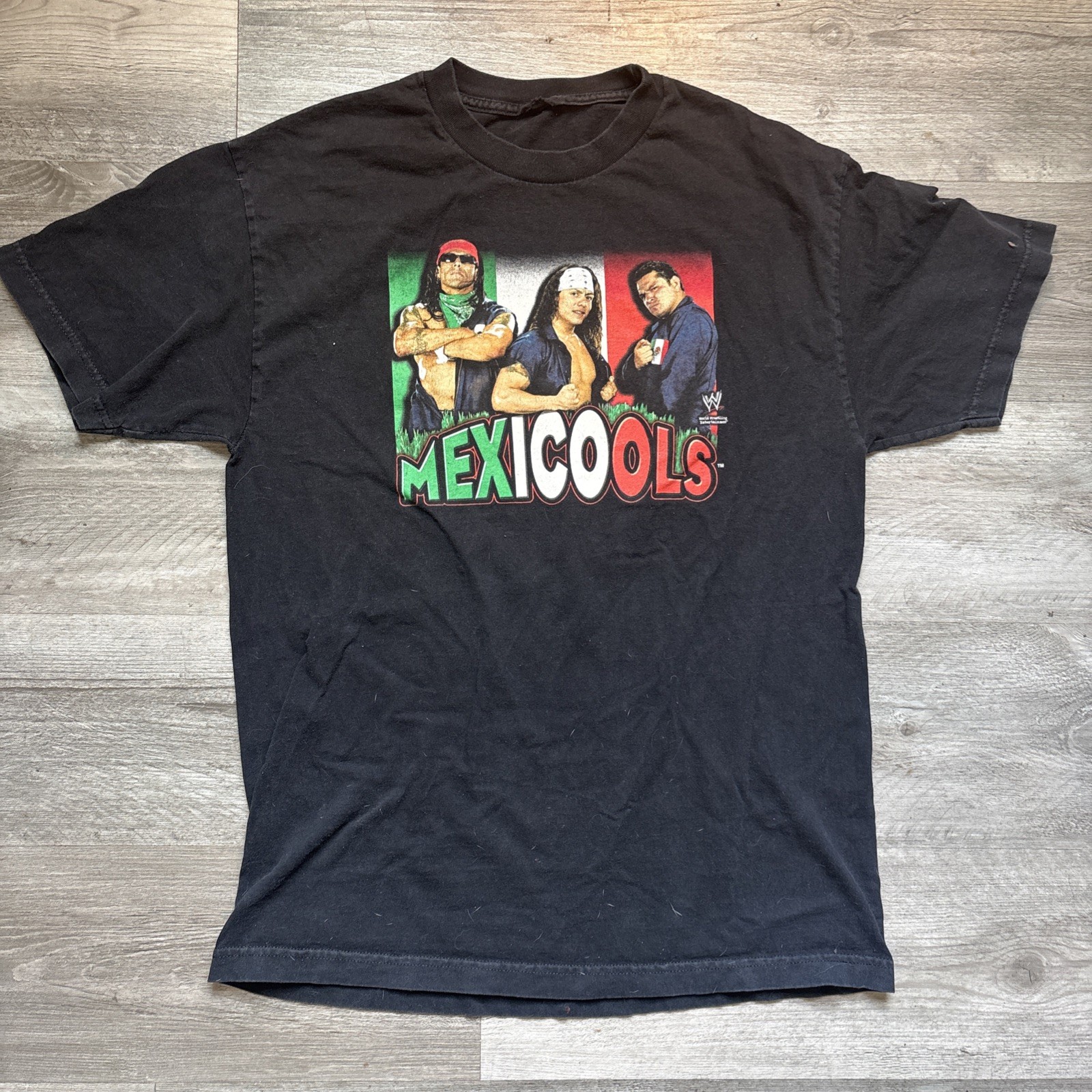 EXTREMELY RARE Vintage 2002 Mexicools WWE WWF Wrestling T-shirt Sz L EXTREMELY RARE Vintage 2002 Mexicools WWE WWF Wrestling T-shirt Sz L