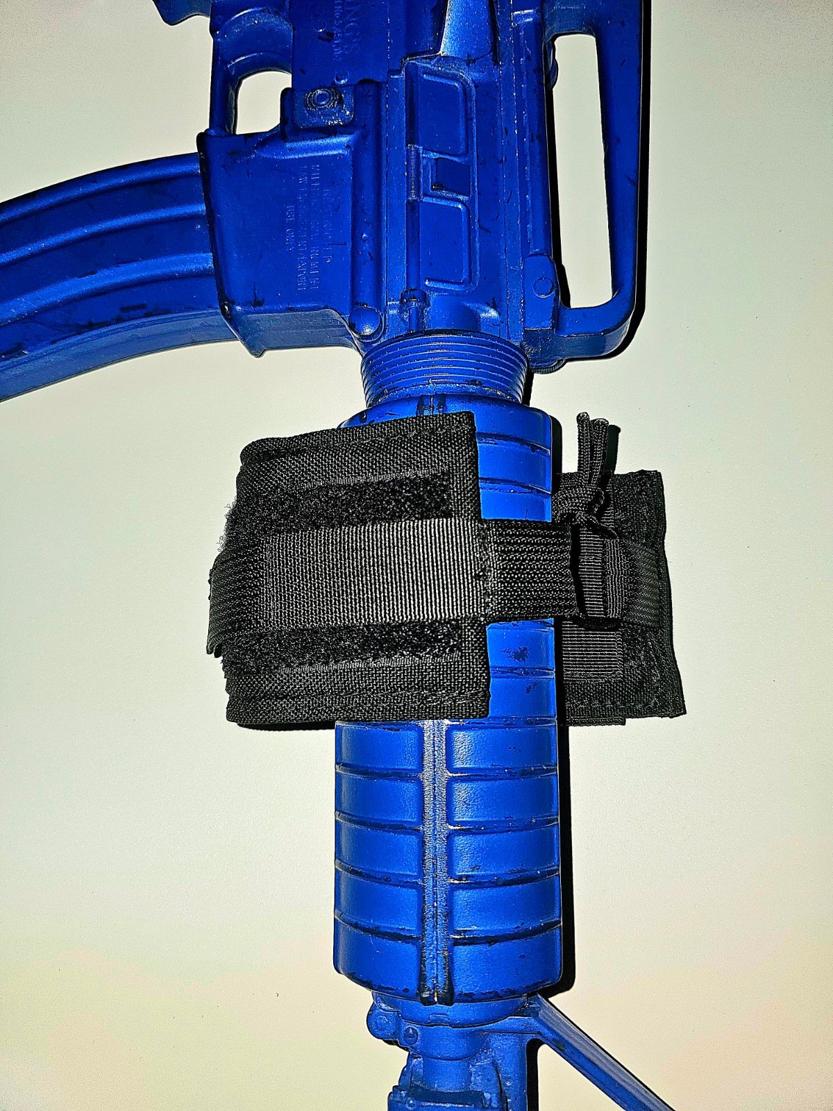 Magnetic Weapon Retention Codura Magnetic Molle Platform (Black / NEW) Magnetic Weapon Retention Codura Magnetic Molle Platform (Black / NEW)