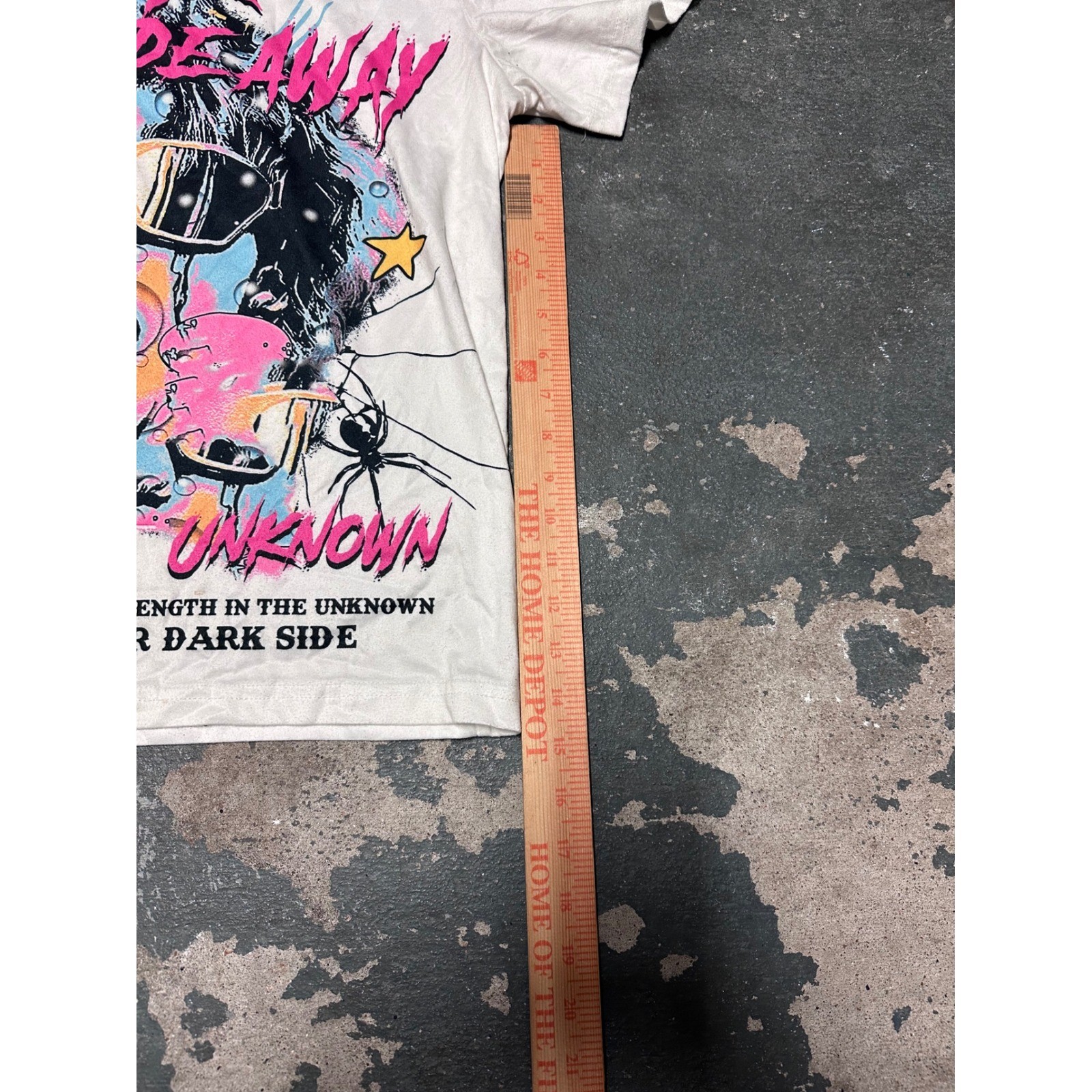 Romwe Never Fade Away Graphic Tee White Pink Synthwave Streetwear Shirt Medium