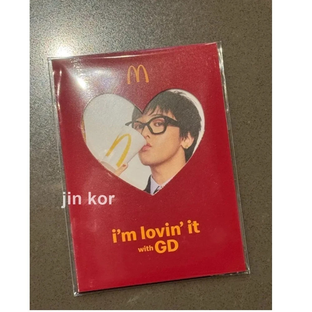 [IN HAND]GDRAGON G-DRAGON GD McDonald\'s PEACEMINUSONE PIN SET BALL CAP PHOTOCARD