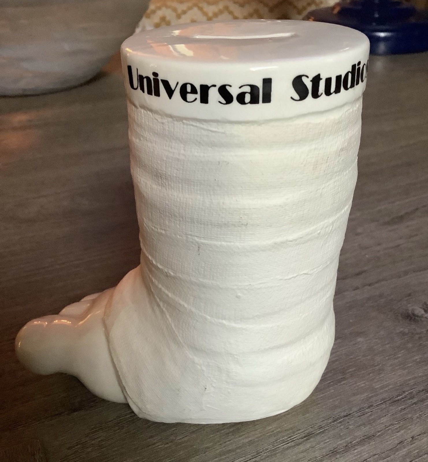 Universal Studios Ceramic Bank Universal Studios Ceramic Bank