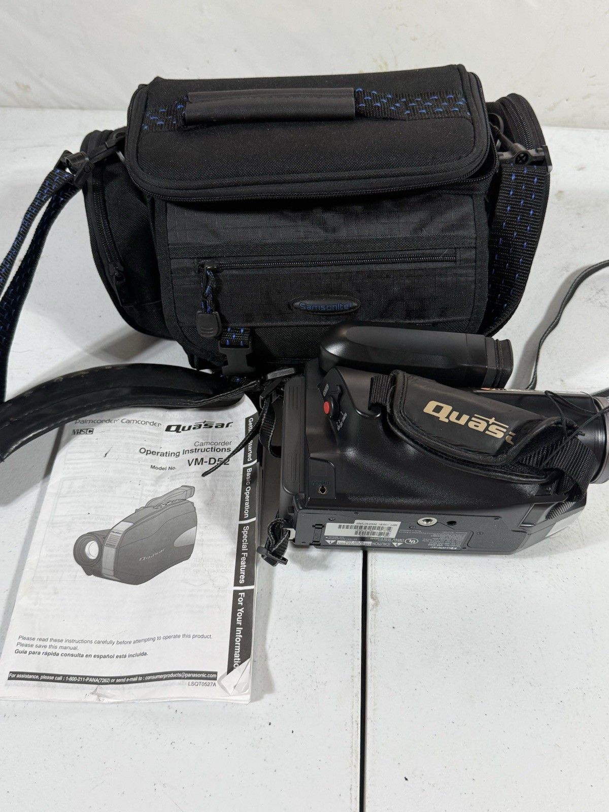 NEW Vintage Quasar VM-D52 VHS-C Palmcorder Camcorder w/ Case & Manual