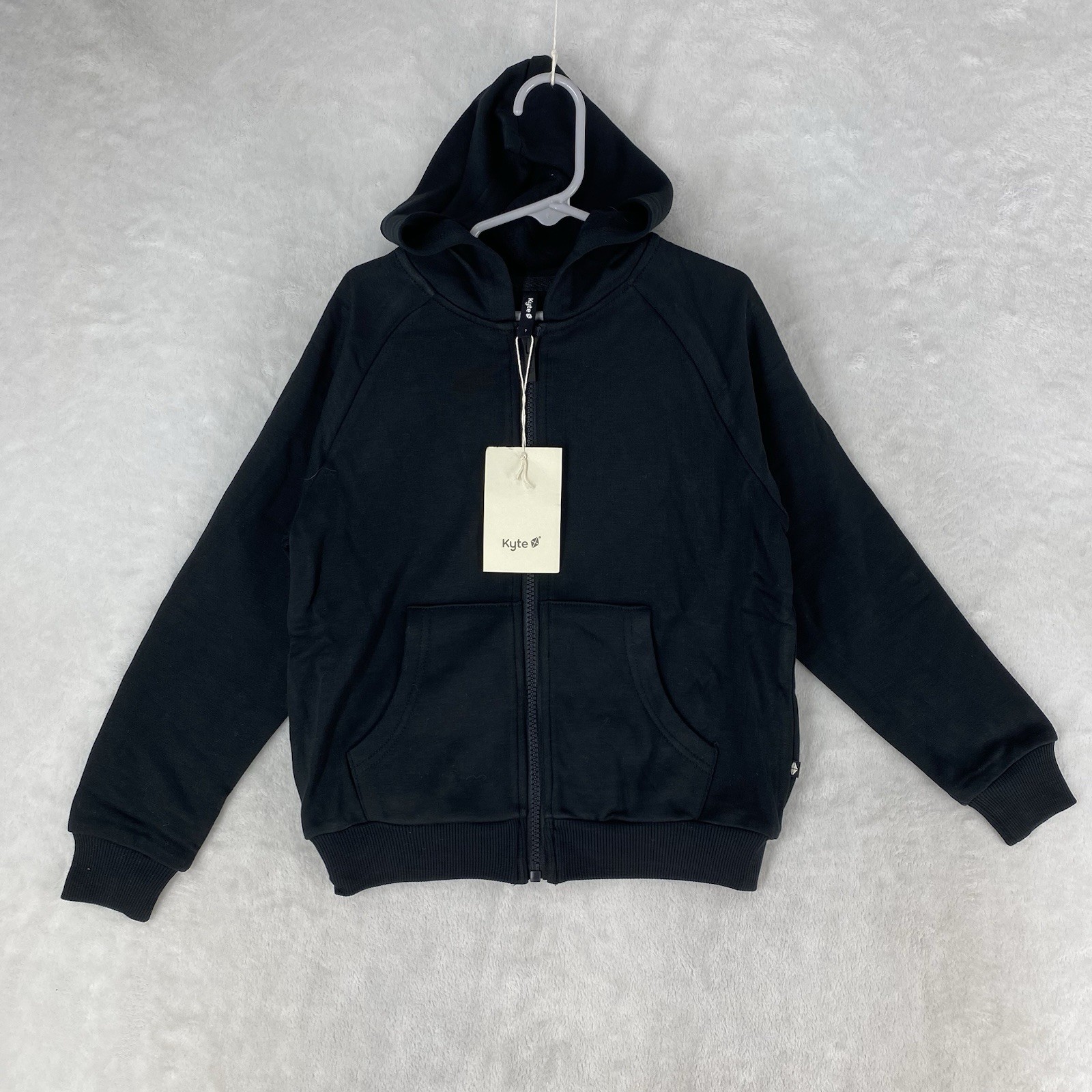 Kyte Kids Hoodie Sz 7 Black Bamboo Viscose Full Zip Fleece Lined Hooded NEW $47 Kyte Kids Hoodie Sz 7 Black Bamboo Viscose Full Zip Fleece Lined Hooded NEW $47