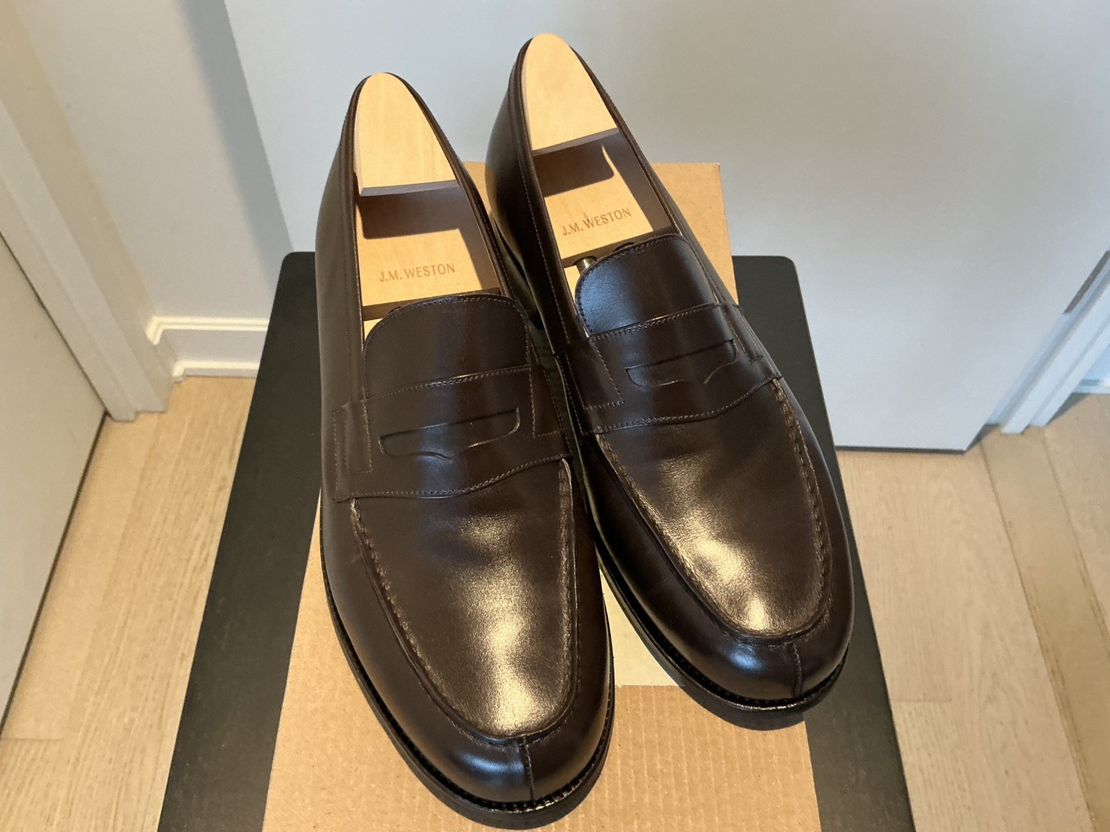 JM WESTON Chocolate Leather 180 Penny Loafer Mens (US 11E /UK 10E)