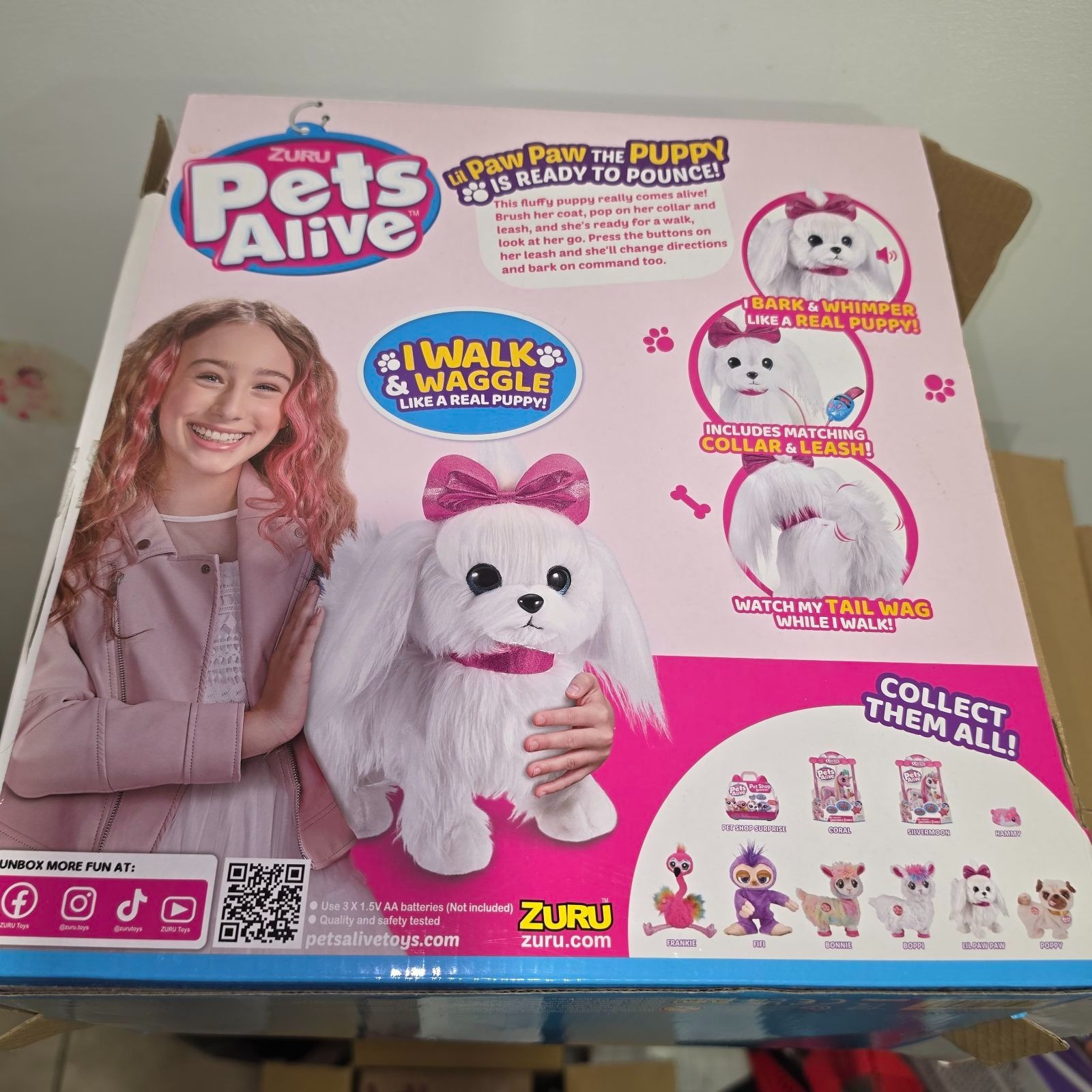 Pre-owned Pets Alive Lil\' Paw The Walking Puppy WalK; Waggle: Barks fun toy Pre-owned Pets Alive Lil\' Paw The Walking Puppy WalK; Waggle: Barks fun toy