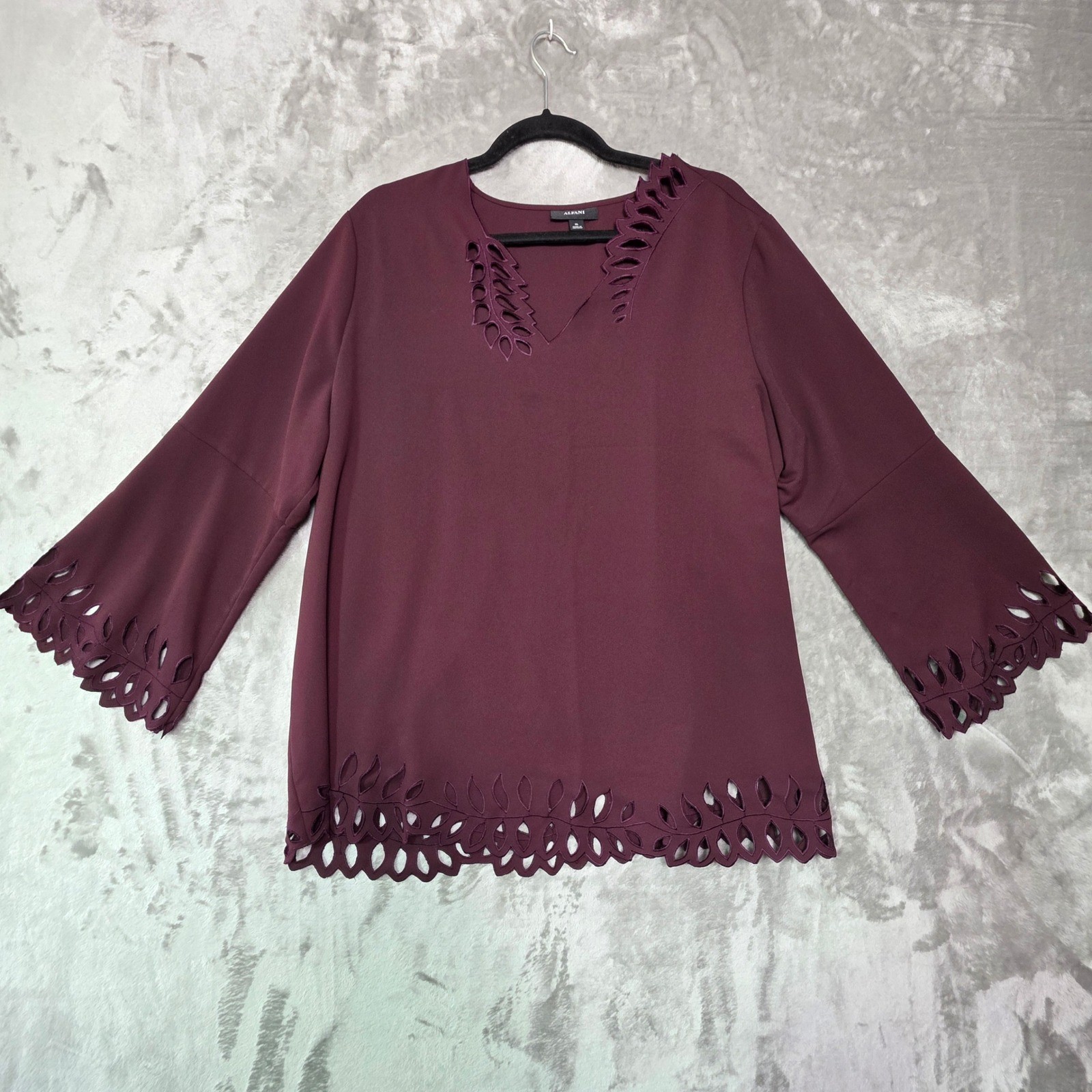 Alfani Women XL Burgundy V-Neck Laser Cut Eyelet Bell Sleeve Blouse Top Alfani Women XL Burgundy V-Neck Laser Cut Eyelet Bell Sleeve Blouse Top