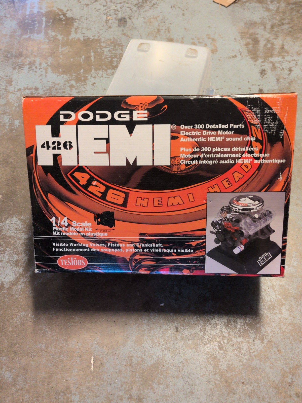 * TESTORS 1/4 SCALE DODGE HEMI 426 ENGINE PLASTIC MODEL KIT *ST * TESTORS 1/4 SCALE DODGE HEMI 426 ENGINE PLASTIC MODEL KIT *ST