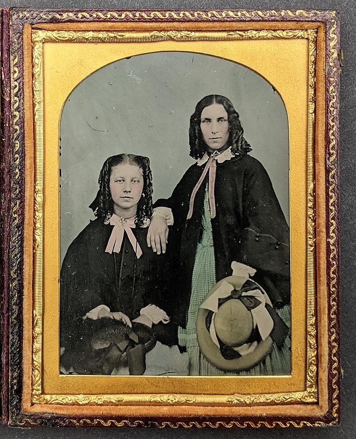 VICTORIAN AMBROTYPE QUARTER PLATE CURLY HAIRED YOUNG LADIES c1860\'s