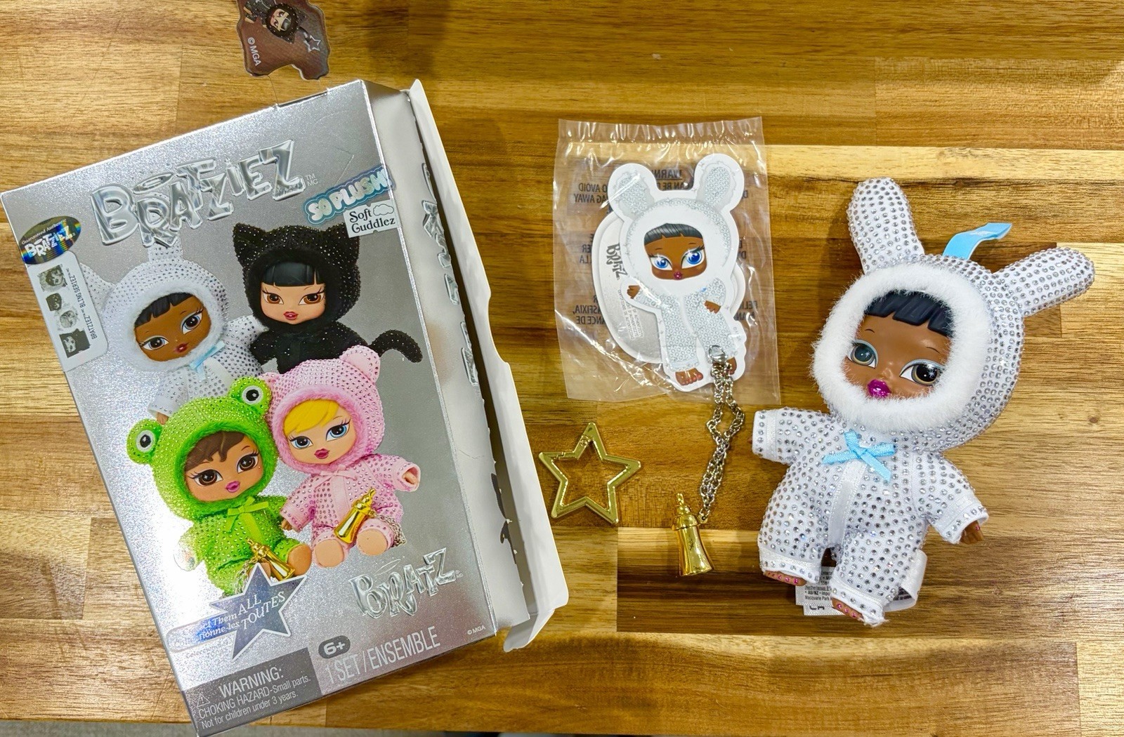 Bratz Bratziez Bling Seriez Authentic Doll with Outfit & Accessories Opened Box