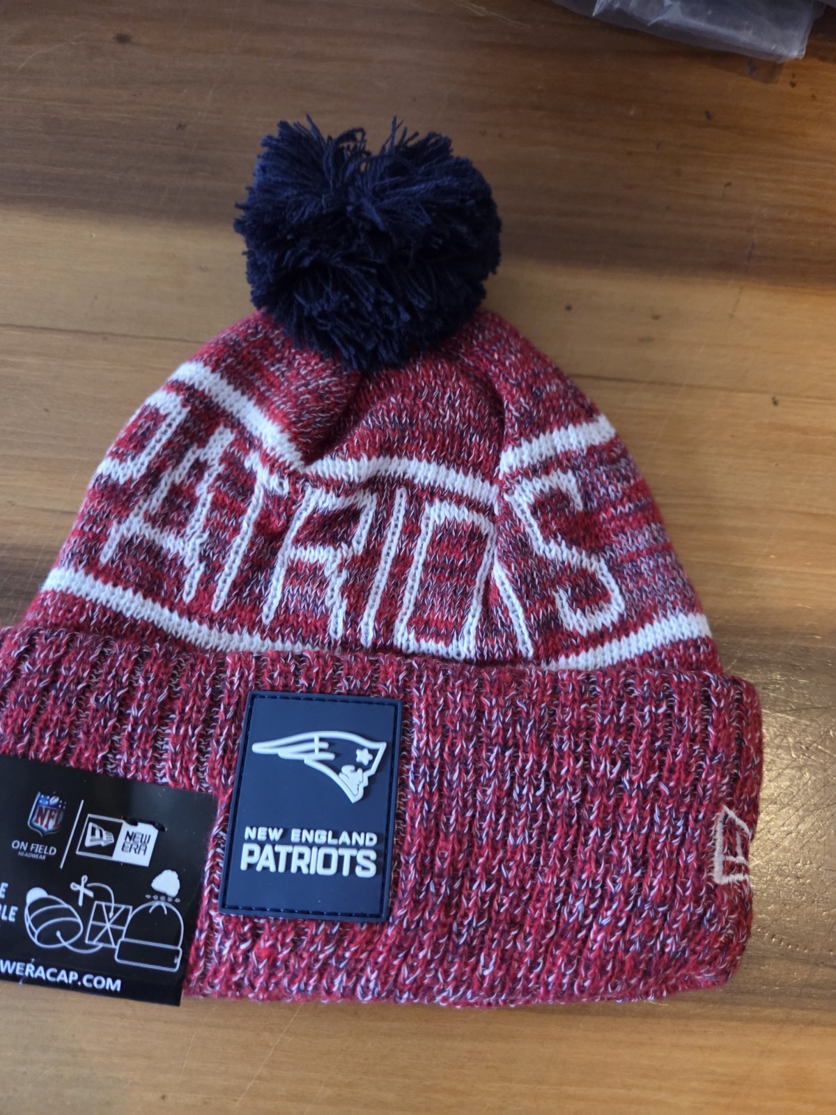 NEW ENGLAND PATRIOTS RED NFL NEW ERA KNIT BEANIE. NEW NEW ENGLAND PATRIOTS RED NFL NEW ERA KNIT BEANIE. NEW