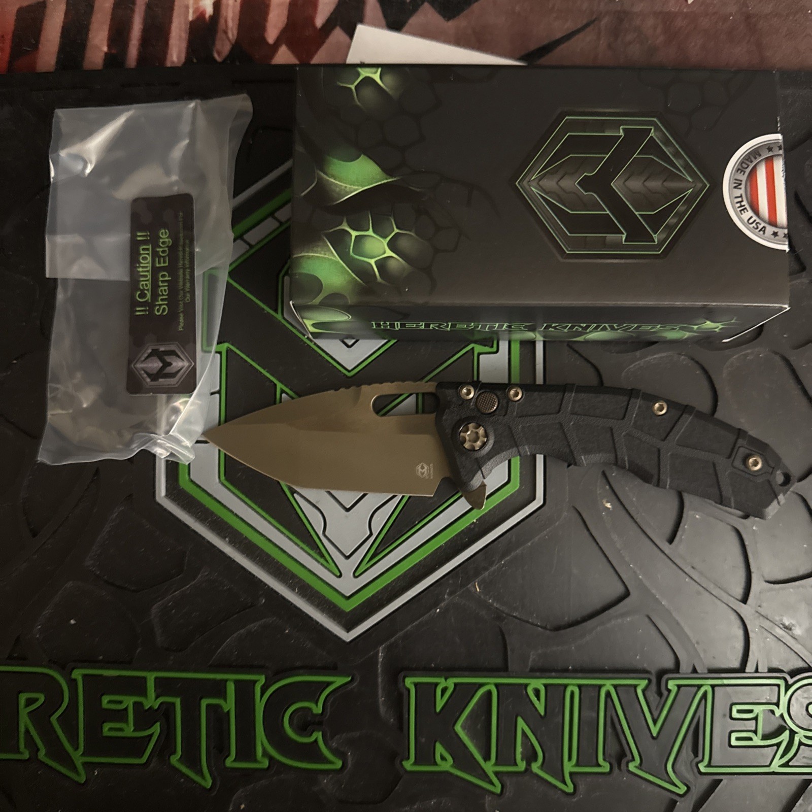 Heretic Knives Martyr Manual – Black Polymer Bronze MagnaCut Tanto H057-7A Heretic Knives Martyr Manual – Black Polymer Bronze MagnaCut Tanto H057-7A