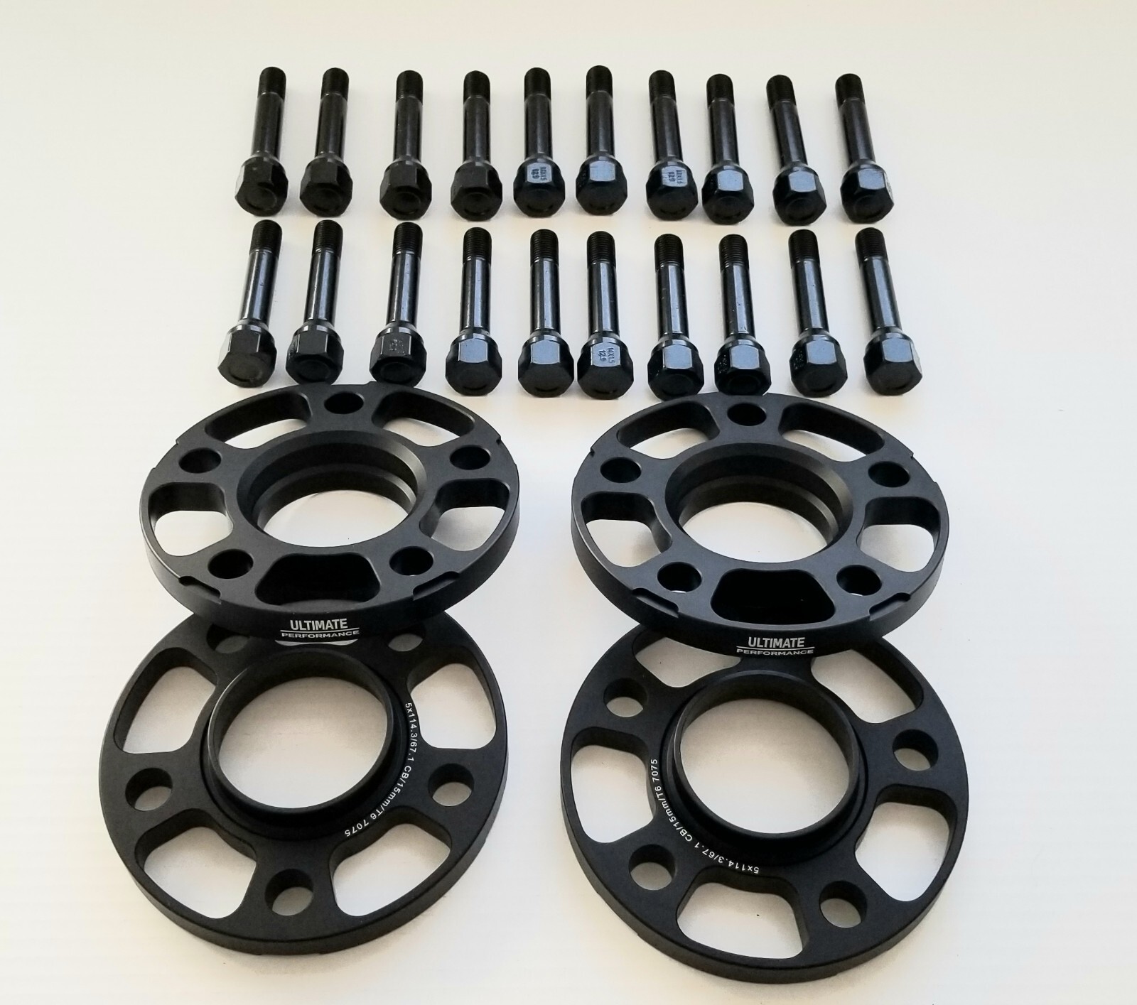 Ferrari 15mm / 20mm staggered hubcentric wheel spacer kit.  2015 & up