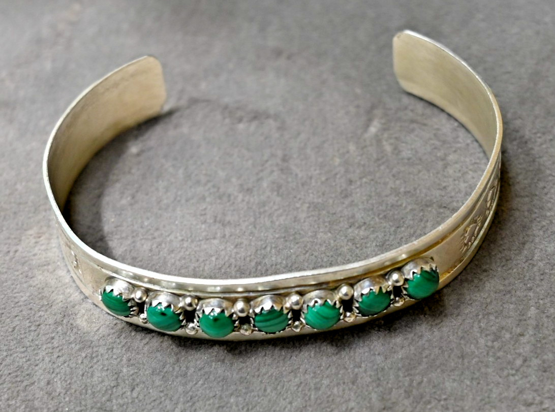 New Navajo Cuff by Elsie Yazzie Malachite & Silver 14.2 grams 6.75 New Navajo Cuff by Elsie Yazzie Malachite & Silver 14.2 grams 6.75