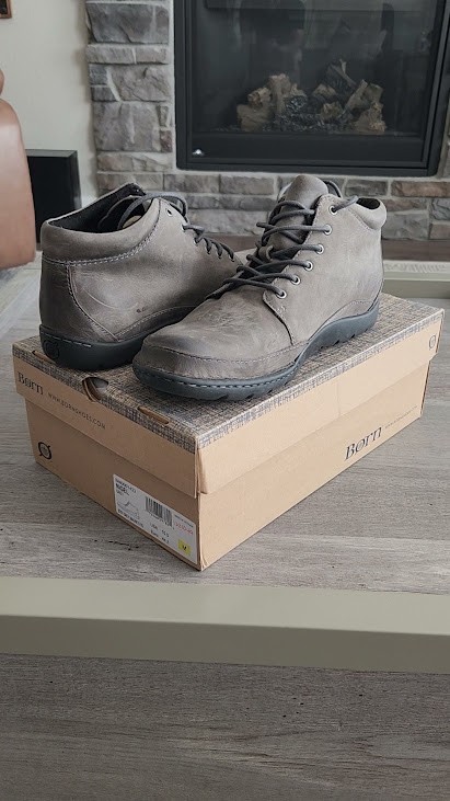 BORN Men\'s Nigel Boot, Gray - US 10.5 NIB BORN Men\'s Nigel Boot, Gray - US 10.5 NIB