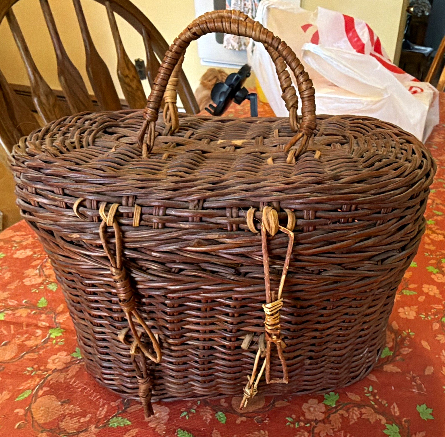 Antique Brown Wicker Sewing Basket w/ Lid & Handles, Solid, 12 x 9 x 10 in Antique Brown Wicker Sewing Basket w/ Lid & Handles, Solid, 12 x 9 x 10 in