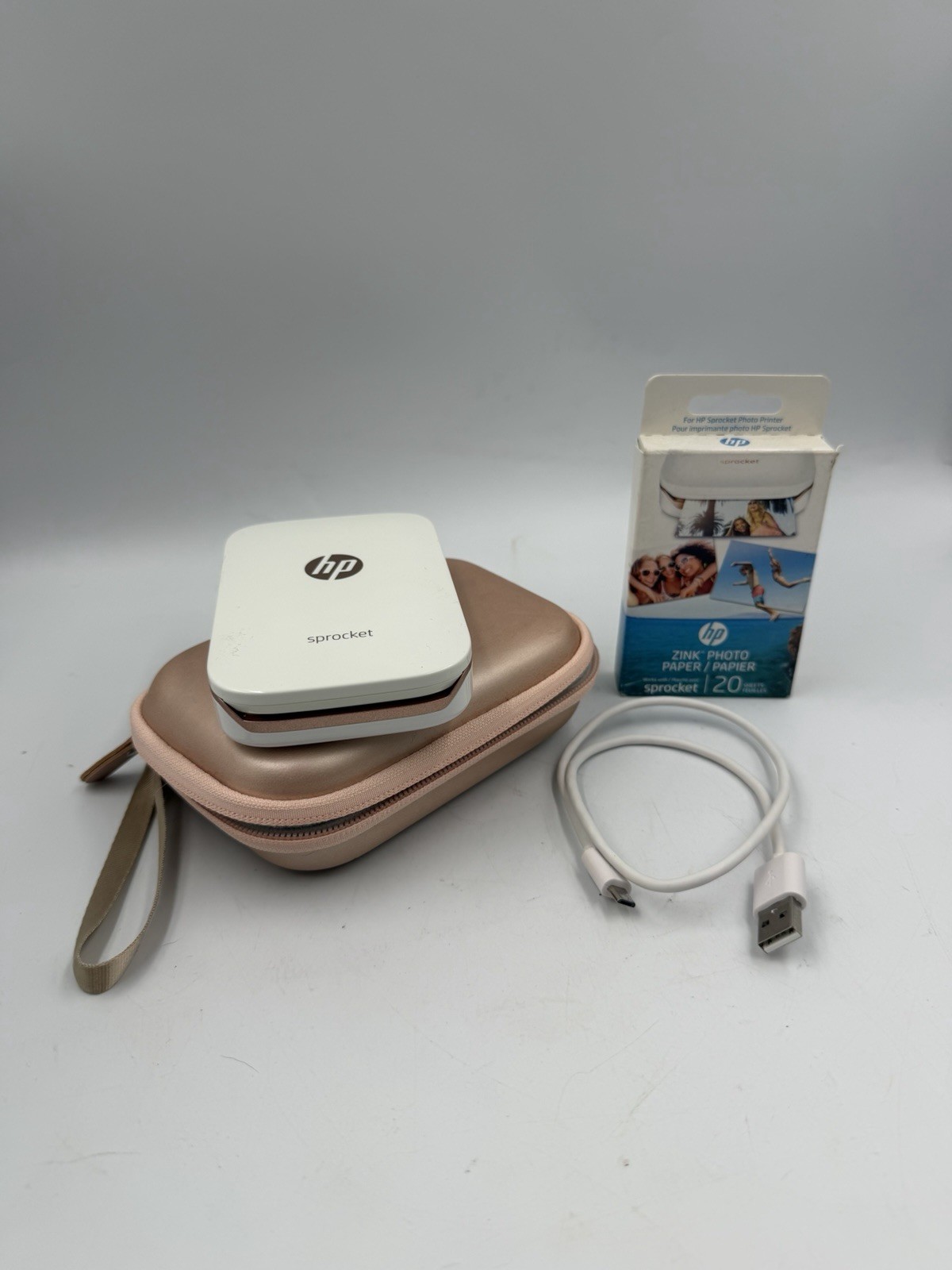 HP X7N07A Sprocket Portable Pocket Photo Printer W Case, Cable, & Photo Paper HP X7N07A Sprocket Portable Pocket Photo Printer W Case, Cable, & Photo Paper