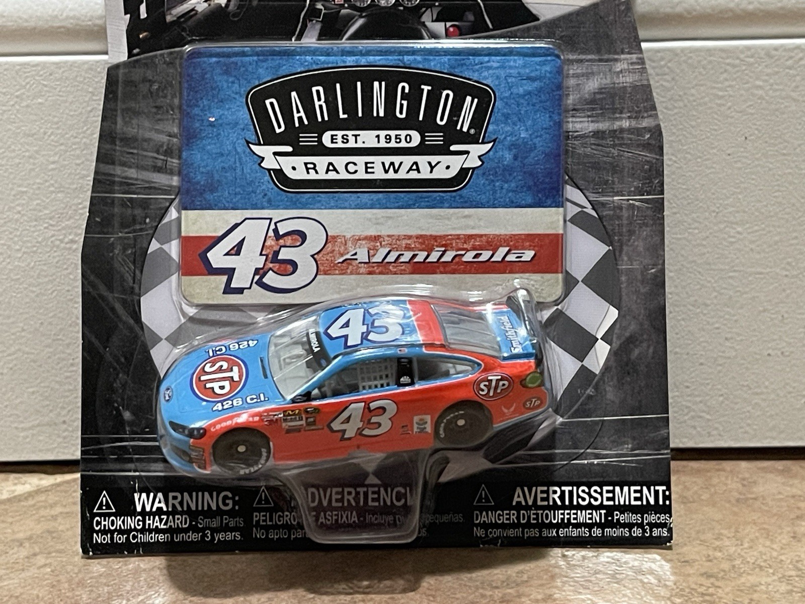 2015 Aric Almirola STP Richard Petty 1972 Darlington Throwback NASCAR 1/64