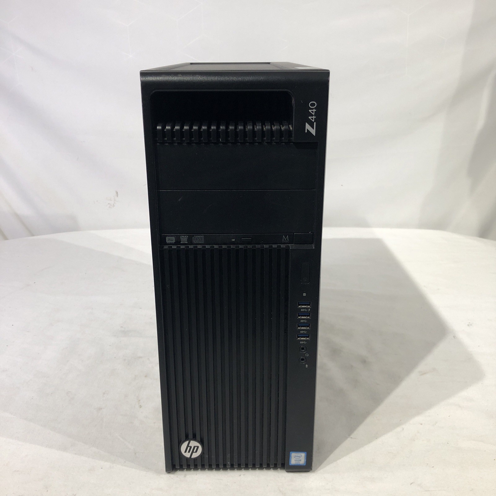 HP Z440 workstation Intel E5-1620 V4 3.5 GHz 32 GB ram No HDD/No OS HP Z440 workstation Intel E5-1620 V4 3.5 GHz 32 GB ram No HDD/No OS