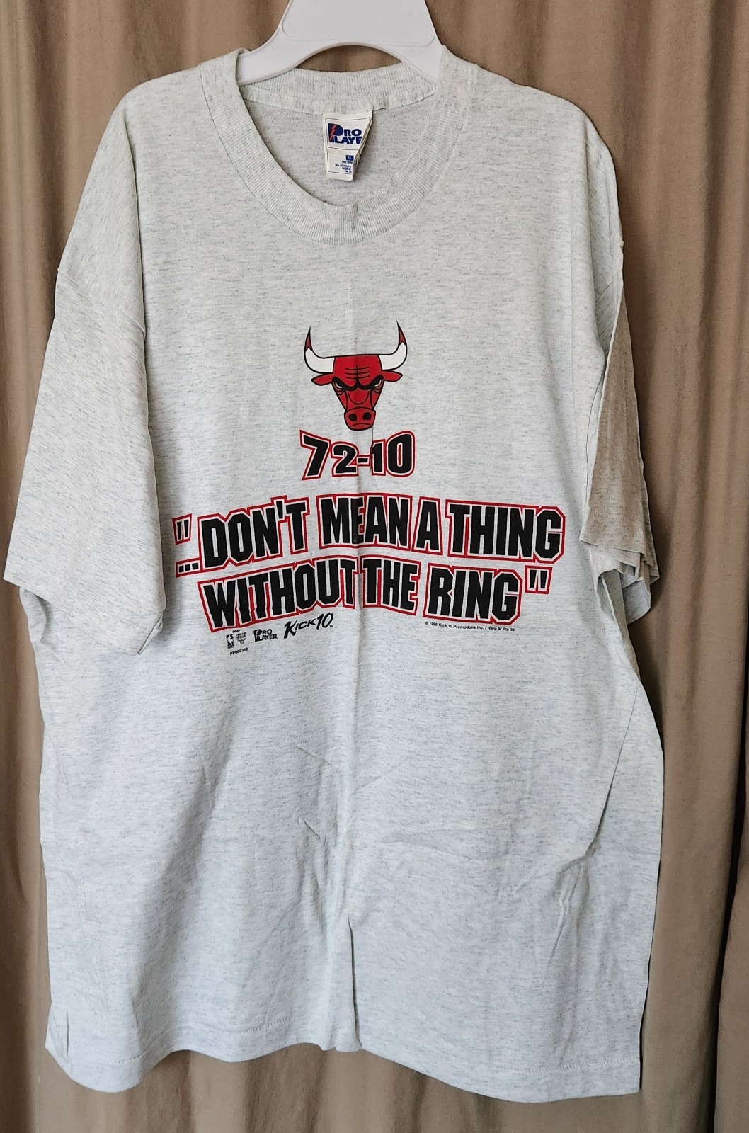 Vtg 1996 Chicago Bulls 72-10 Don't Mean a Thing Ring T Shirt XL Pro Player NWOT Vtg 1996 Chicago Bulls 72-10 Don't Mean a Thing Ring T Shirt XL Pro Player NWOT