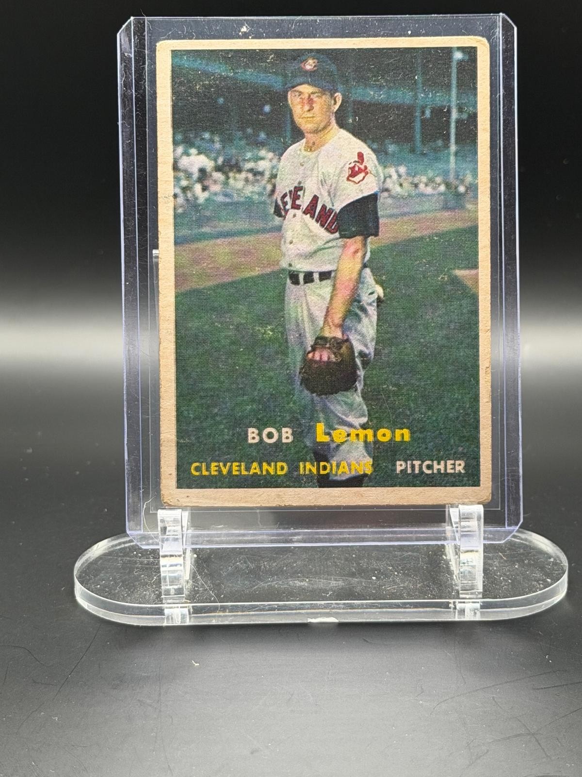 1957 Topps #120 Bob Lemon 1957 Topps #120 Bob Lemon