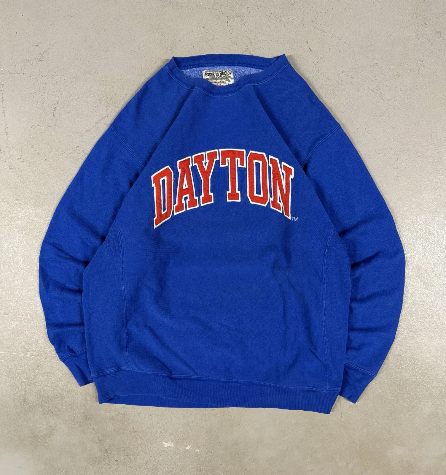 Vintage Y2K Dayton Flyers College Sportswear Retro Essential Crewneck Sweatshirt Vintage Y2K Dayton Flyers College Sportswear Retro Essential Crewneck Sweatshirt