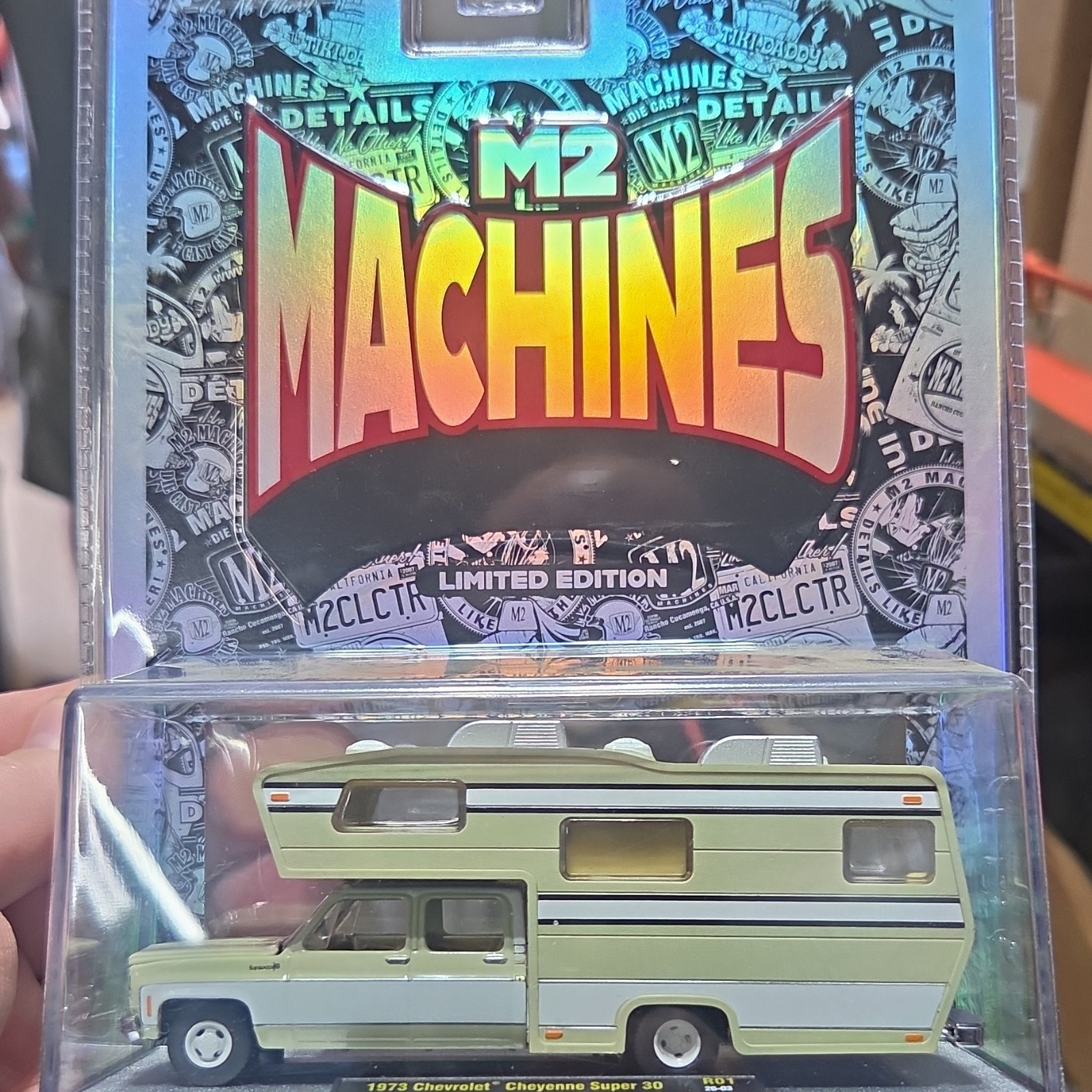 M2 Machines 1:64 1973 Chevrolet Cheyenne Super 30 Limited Edition Camper M2 Machines 1:64 1973 Chevrolet Cheyenne Super 30 Limited Edition Camper