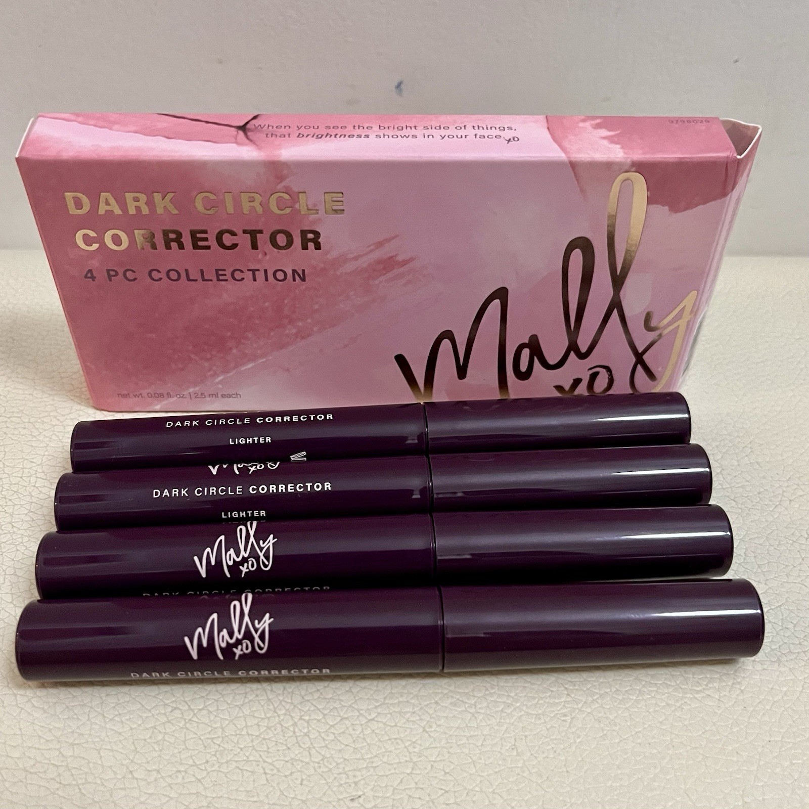 Mally 4 Piece Dark Circle Corrector Concealer 0.08 oz Lighter Discontinued NEW