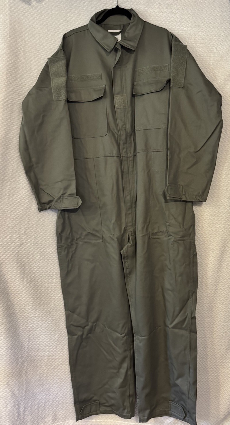 USAF Maintainer Duty/Utility Coverall Foliage Green Large USAF Maintainer Duty/Utility Coverall Foliage Green Large