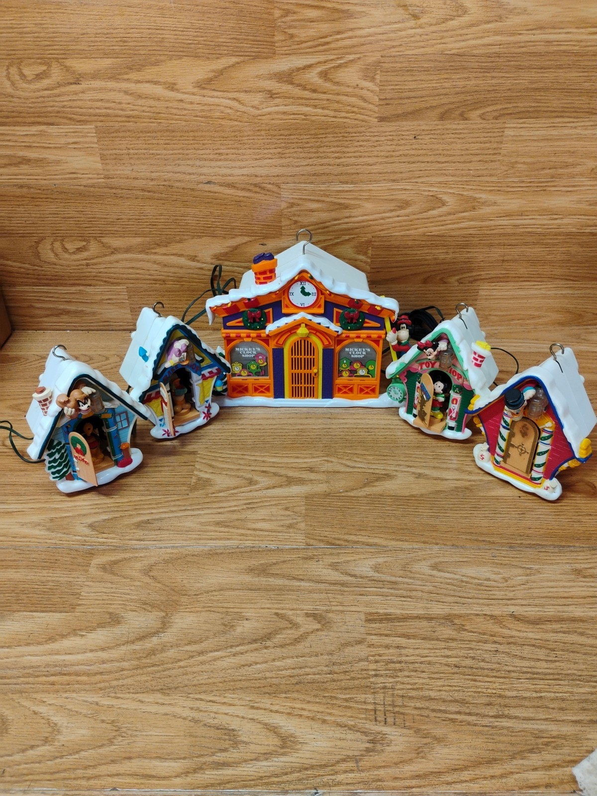 Vintage MR CHRISTMAS Disney MICKEY\'S CLOCK SHOP 1993 - *Please Read Description* Vintage MR CHRISTMAS Disney MICKEY\'S CLOCK SHOP 1993 - *Please Read Description*