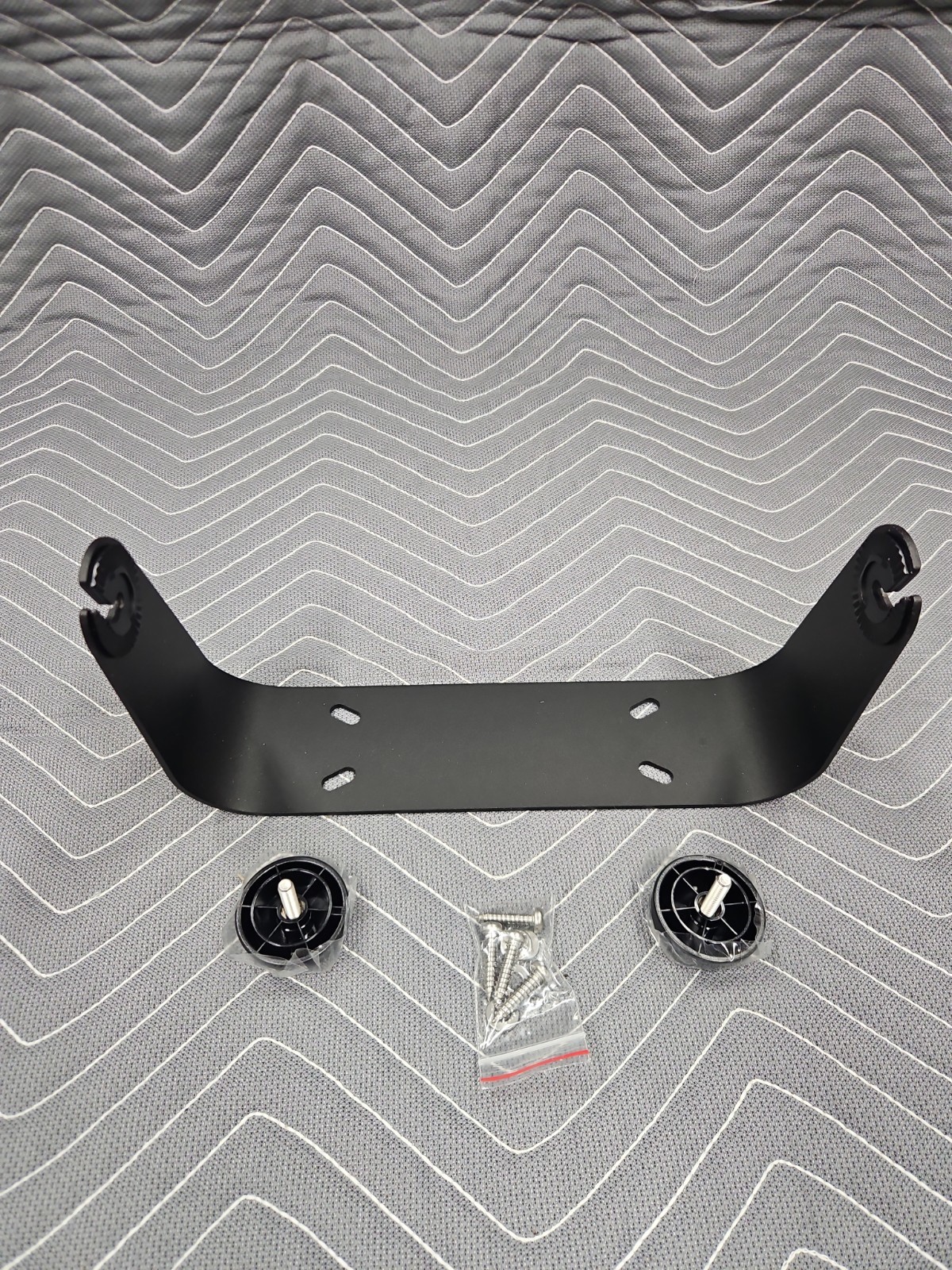 Garmin Bail Mount Echomap Ultra 2 12\ Garmin Bail Mount Echomap Ultra 2 12\