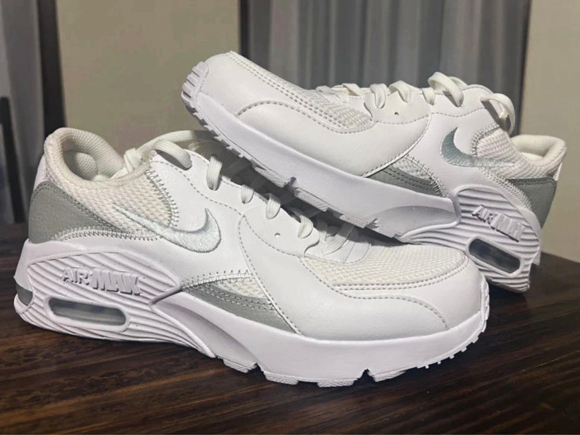Nike Air Max Women’s Sneakers White/Gray US Nike Air Max Women’s Sneakers White/Gray US