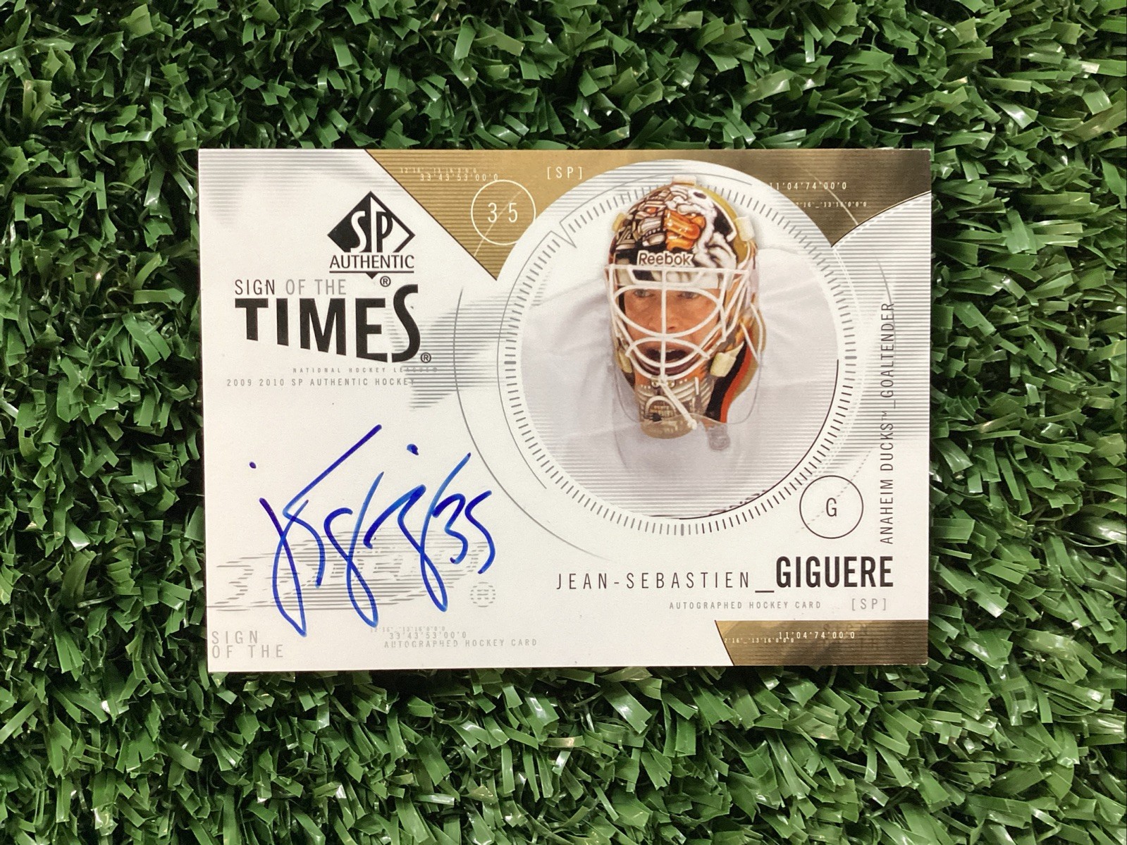 Jean-Sebastien Giguere 2010 UD SP Authentic Sign Of The Times Auto #ST-JG Jean-Sebastien Giguere 2010 UD SP Authentic Sign Of The Times Auto #ST-JG