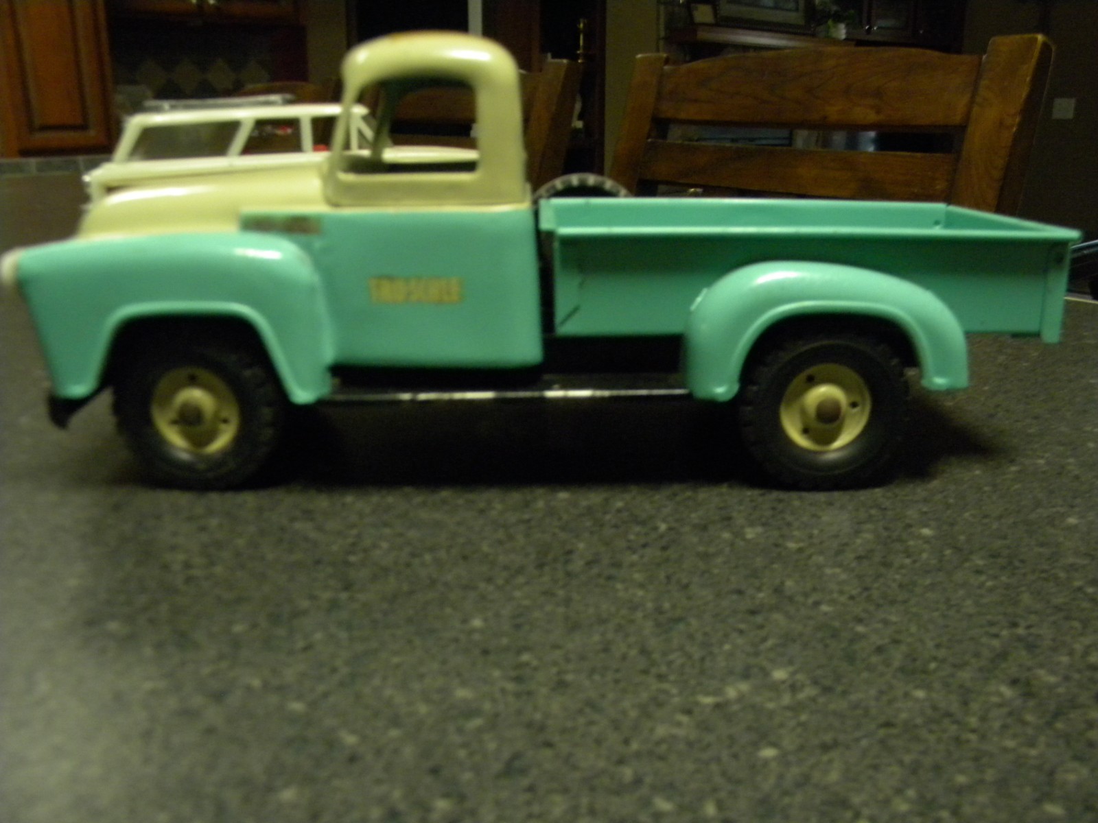 Vintage 50's Tru Scale International Truck NICE Vintage 50's Tru Scale International Truck NICE