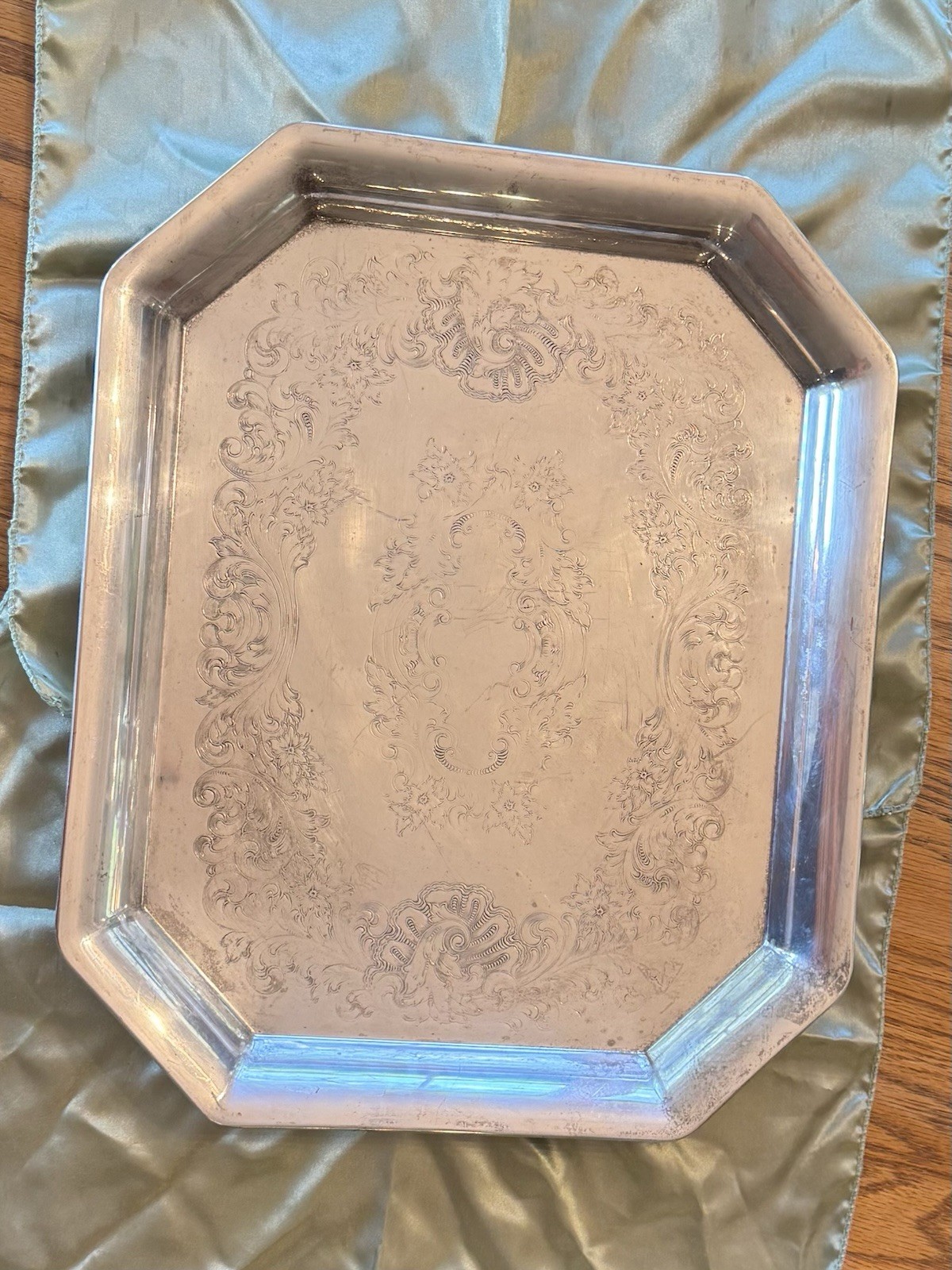 Vintage Towle Silverplate 17” Ornate Engraved Serving Tray Floral Scroll Vintage Towle Silverplate 17” Ornate Engraved Serving Tray Floral Scroll