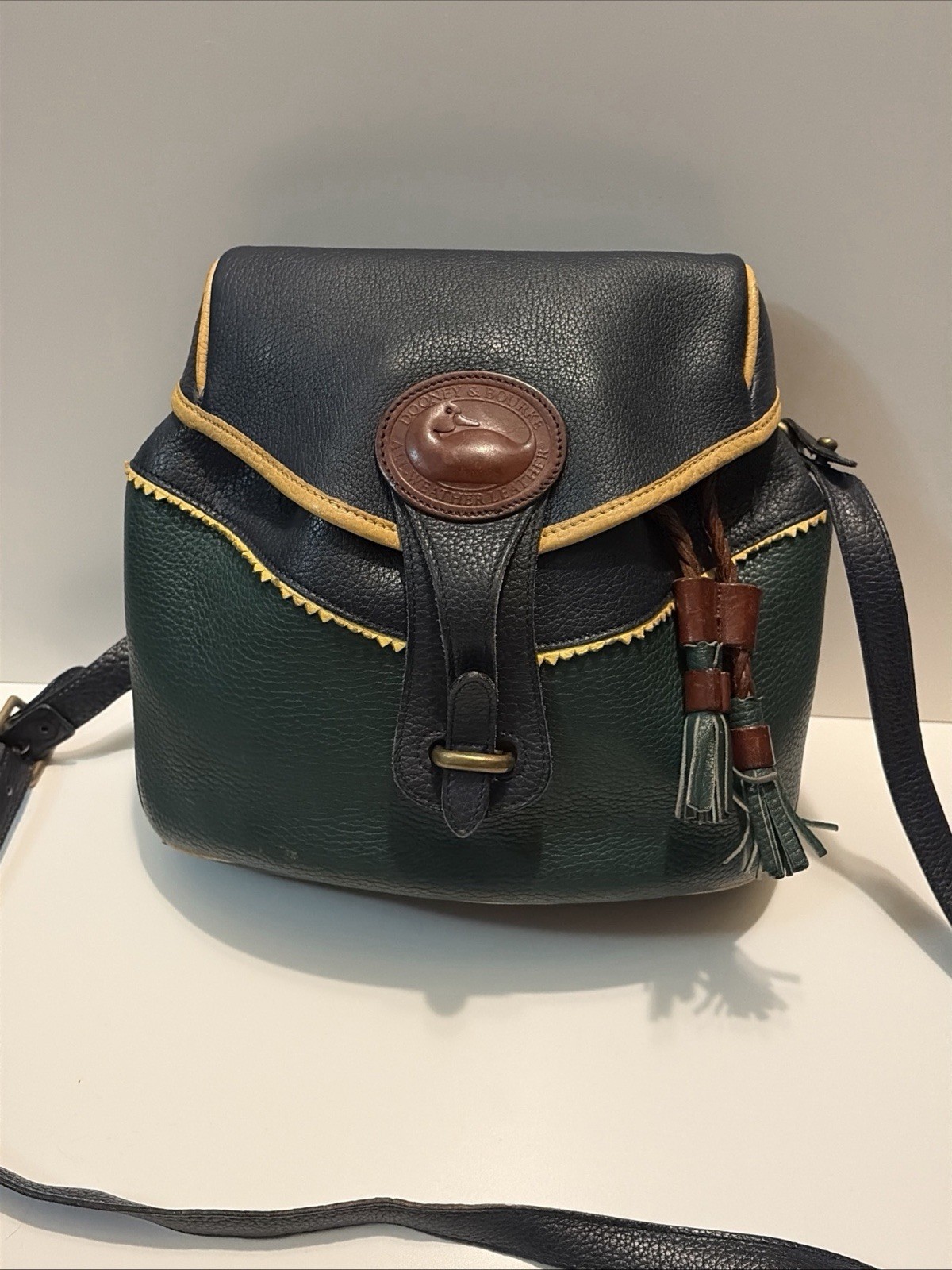 Dooney & Bourke VTG Teton Tri-Color AWL Pebbled Leather Drawstring Saddle Bag Dooney & Bourke VTG Teton Tri-Color AWL Pebbled Leather Drawstring Saddle Bag