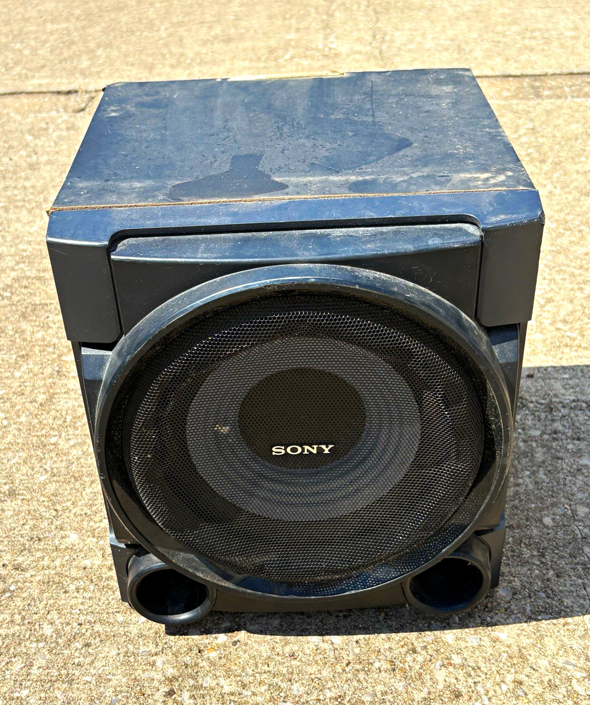 Sony SS-WG909iP Wired Subwoofer Speaker System Black 12 Ohm Wood Cabinet Sony SS-WG909iP Wired Subwoofer Speaker System Black 12 Ohm Wood Cabinet